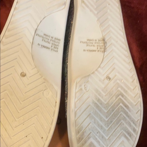 Twisted Glitter Slipons - Picture 2 of 6